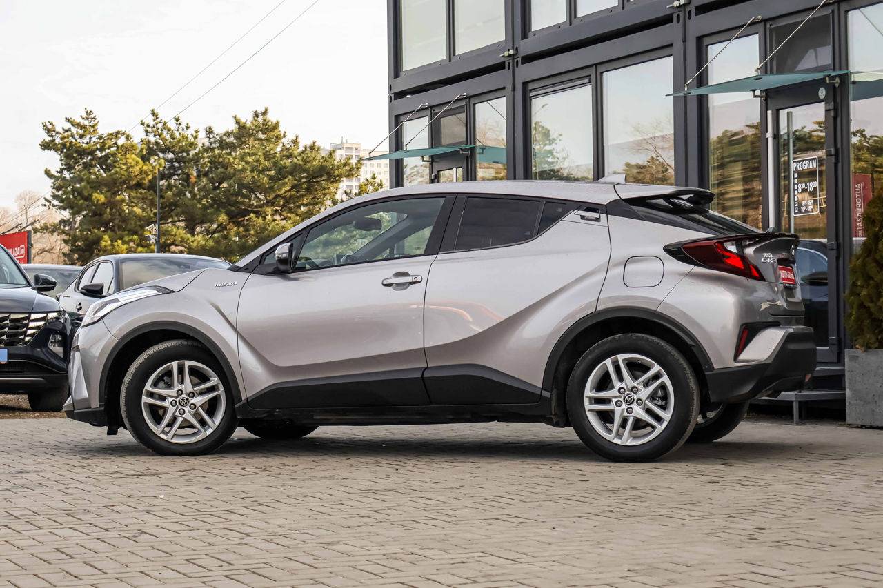 Toyota C-HR foto 4