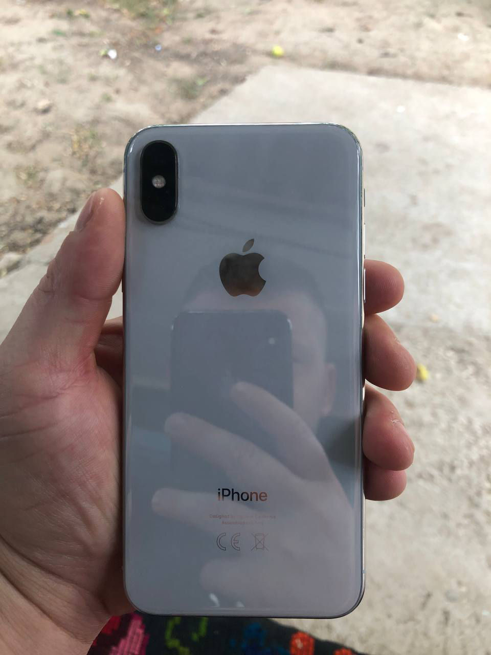 iPhone x white 64gb