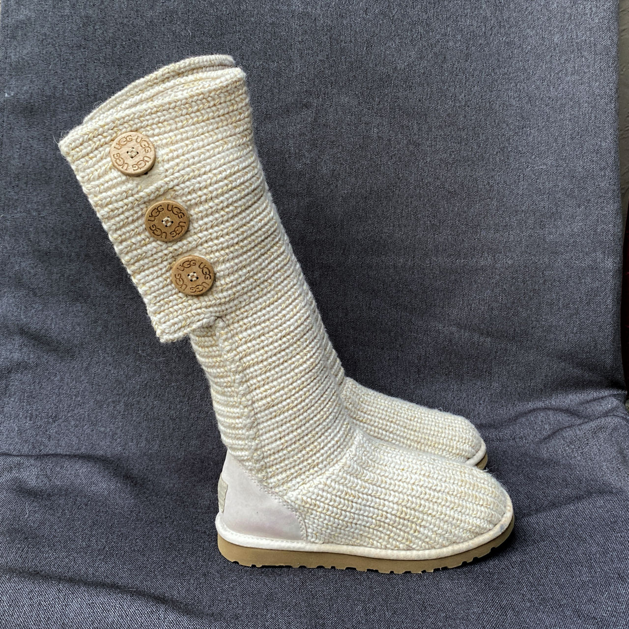 Ugg classic deals cardy knit boot