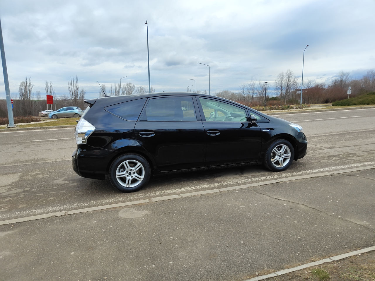 7 locuri Toyota Prius Plus în stare ideală!!! Dotat cu Panorama,  Salon din Piele, încălzire scaune foto 5