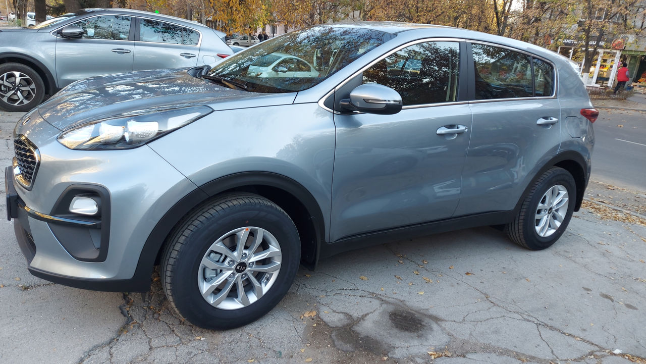 Automobile in chirie de la 15 euro toyota chirie auto rent car прокат arenda foto 8