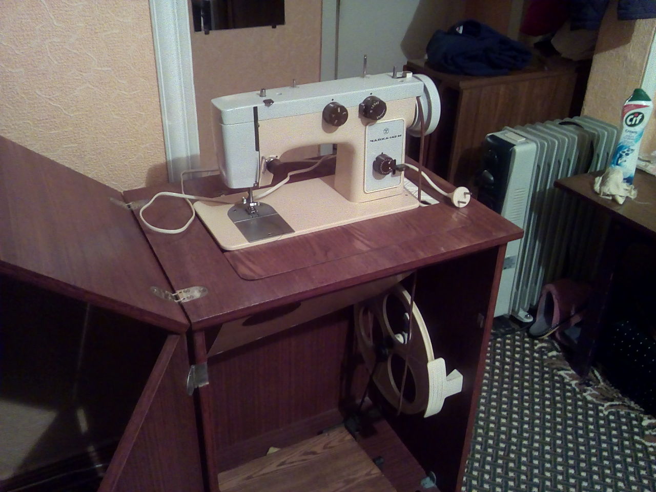 Швейная машинка Чайка - 115 ножная