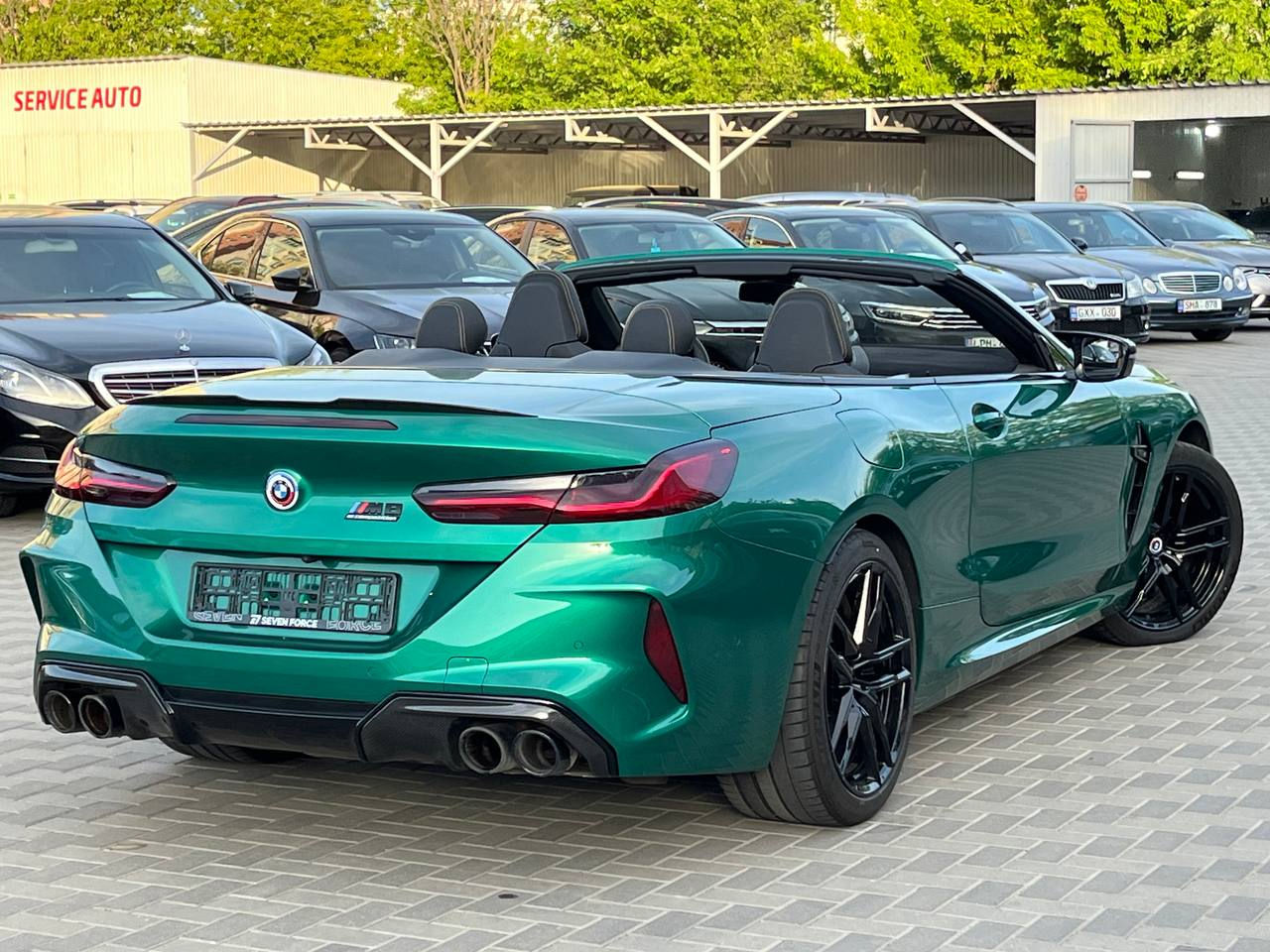 BMW M8 фото 2