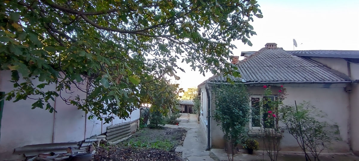 Casa ,teren 4 ari în apropiere de Grenoble