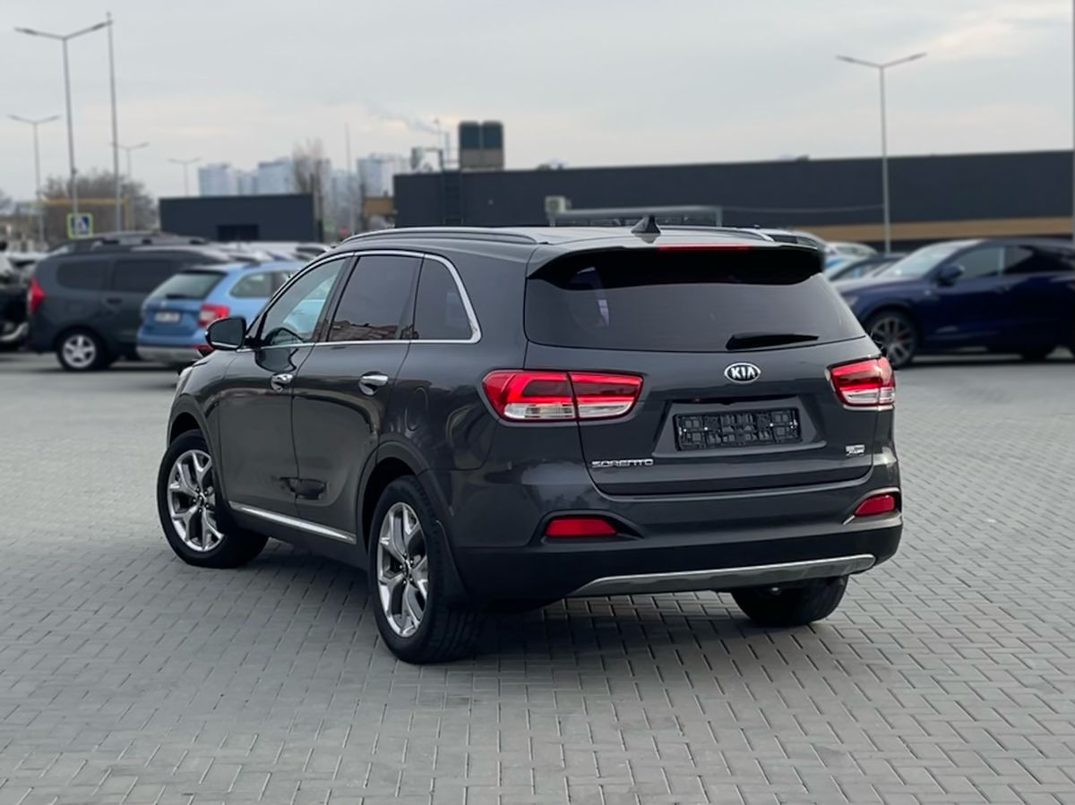 KIA Sorento foto 6