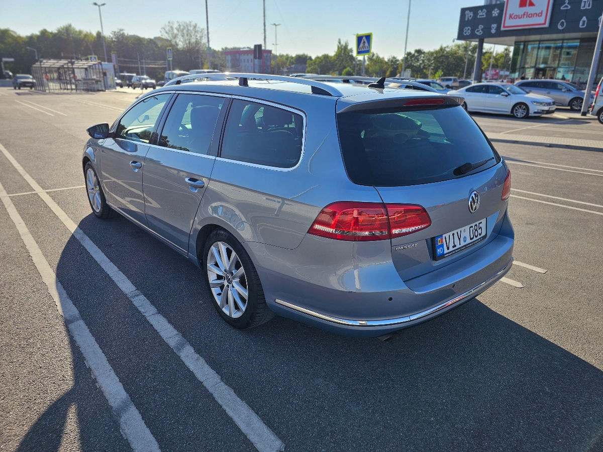 Volkswagen Passat foto 2