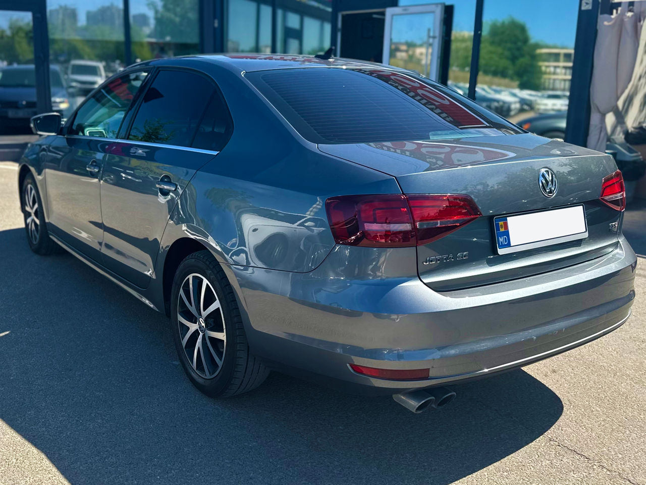 Volkswagen Jetta foto 6