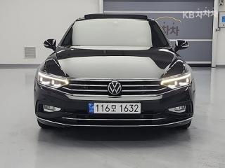 Volkswagen Passat 2021 г. с пробегом 112544 км, Дизель, 21375 €