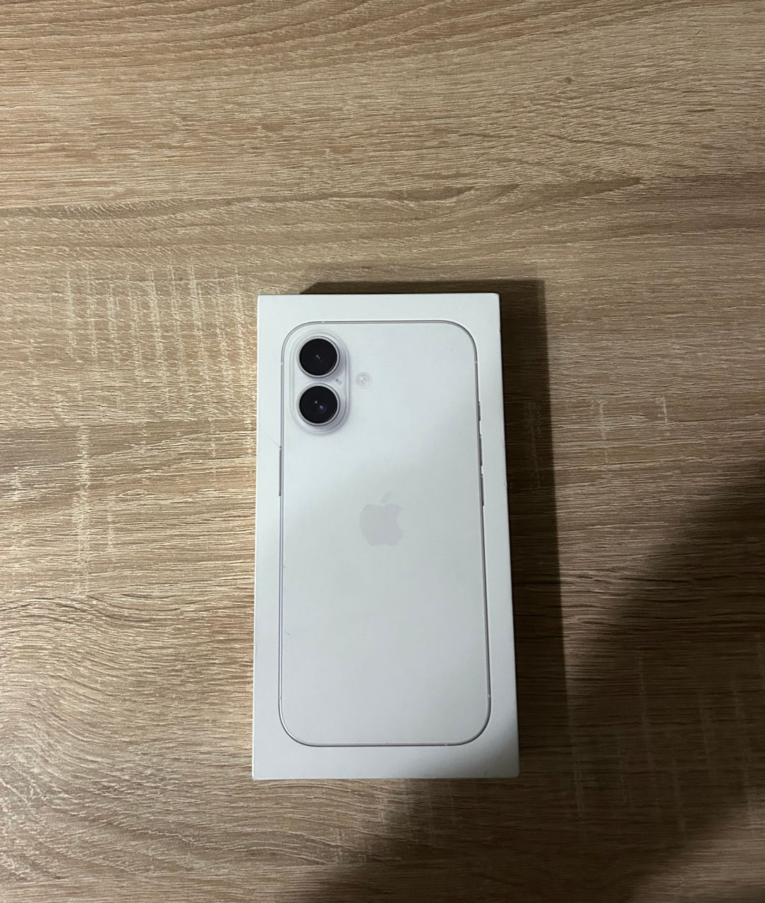 Iphone 16 128GB White foto 0