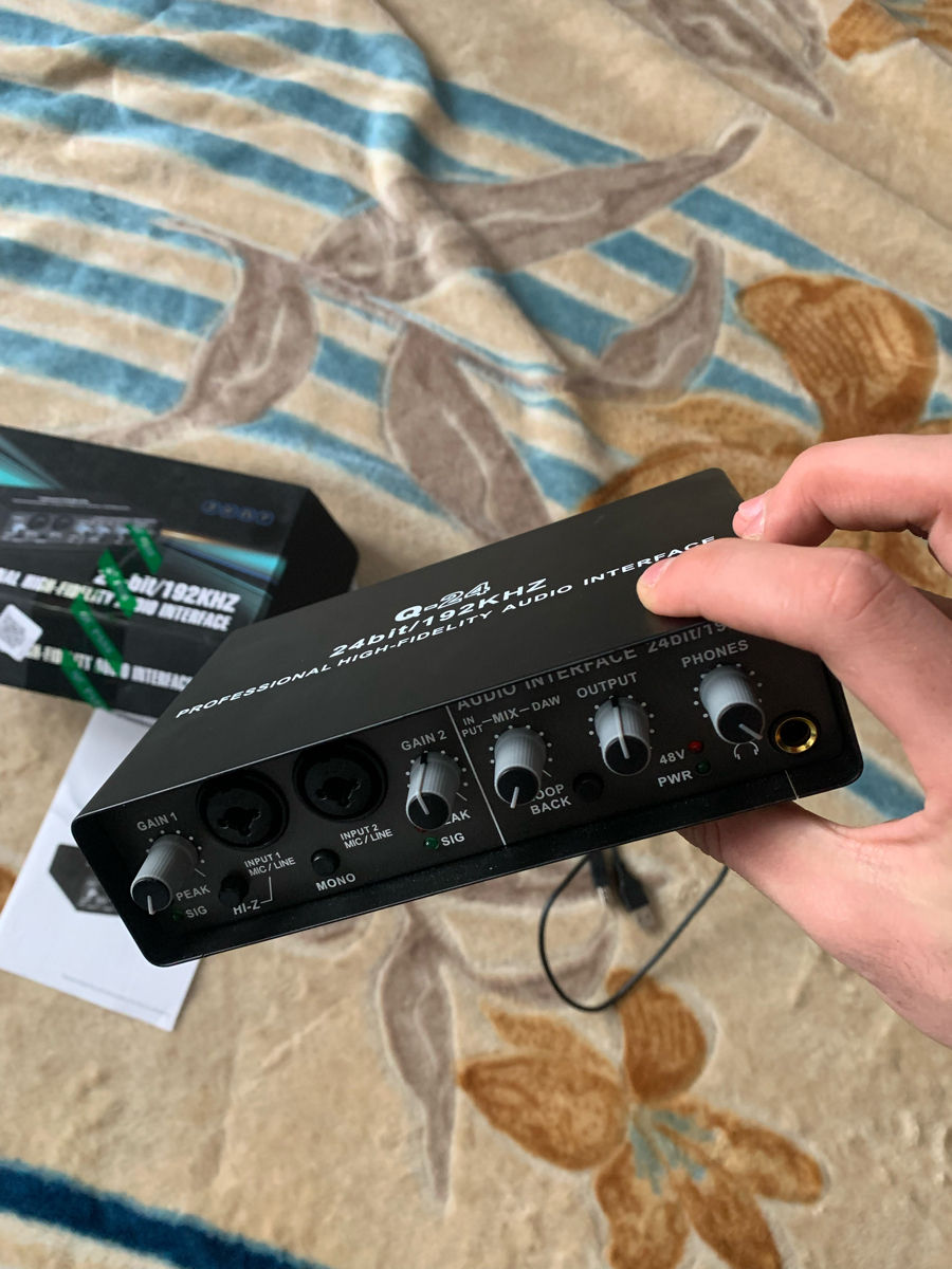 Vînd audio interface Teyun Q24