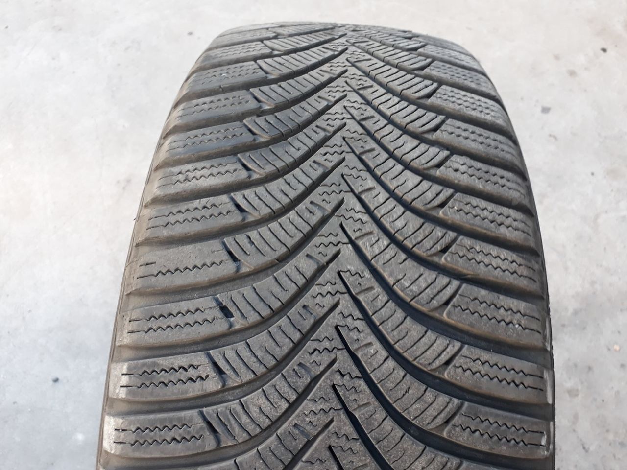 Шины 6 шт. - 205/55 r16 диски 4 шт. - r15, 5x112  диски титан 4 шт. - r16, 5x112 (для vw, skoda, sea foto 4