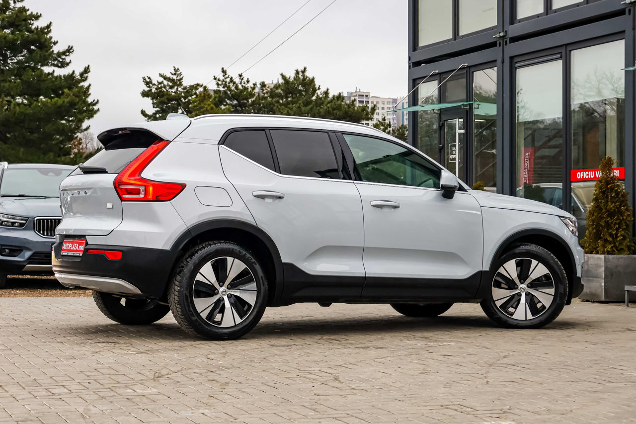 Volvo XC40 foto 1