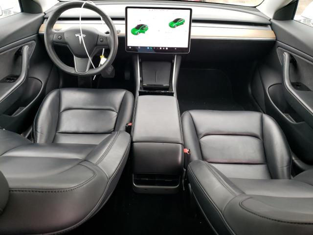 Tesla Model 3 foto 7