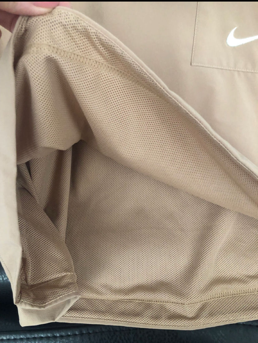 Top-uri Adidas, Nike, noi, pret intre 399-449 lei foto 1