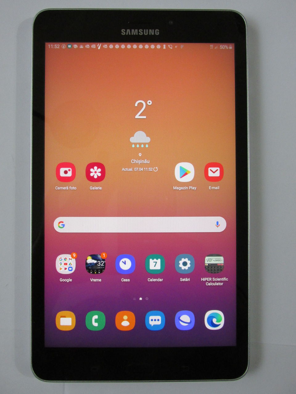 Vând planșetă-tabletă electronică Samsung TAB A8 4G la preț de 2300 lei.