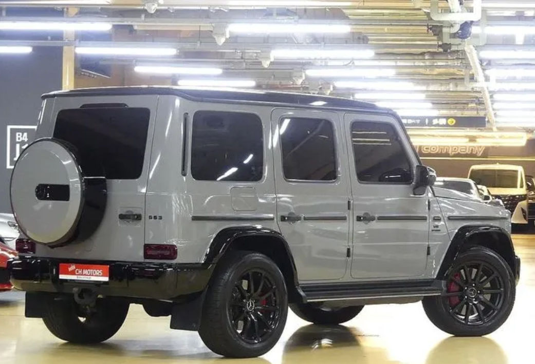Mercedes G-Class foto 1
