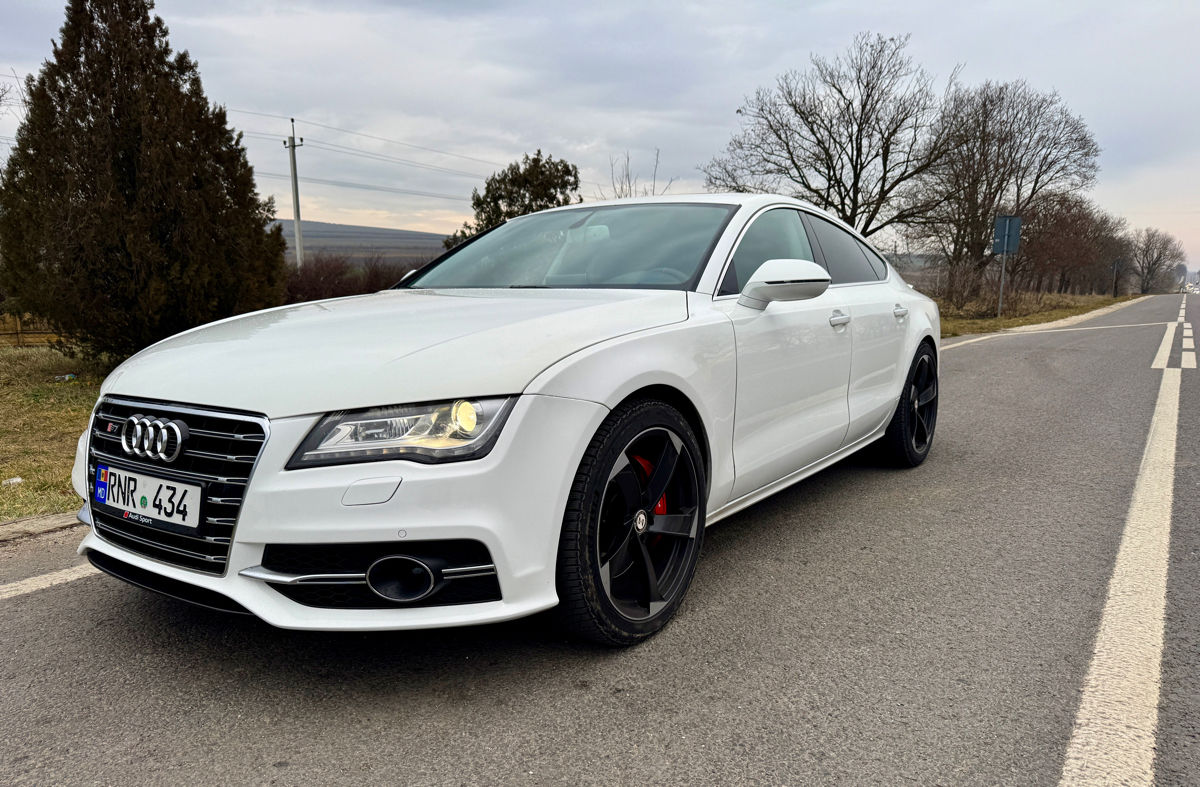 Audi A7 фото 0