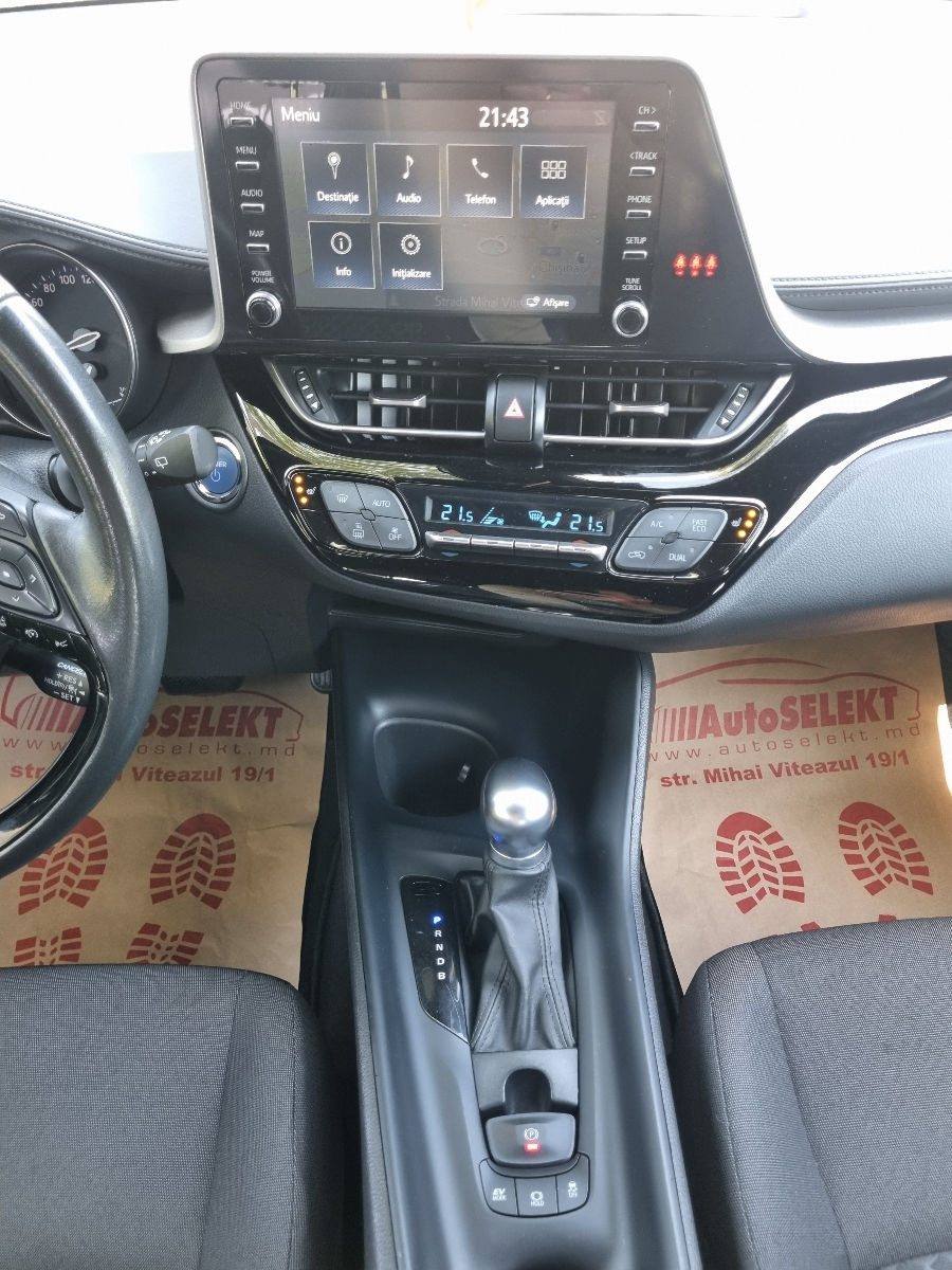 Toyota C-HR 2021 photo 14
