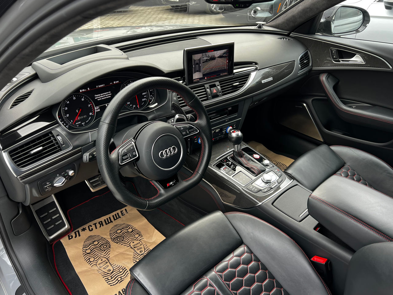 Audi RS6 foto 10