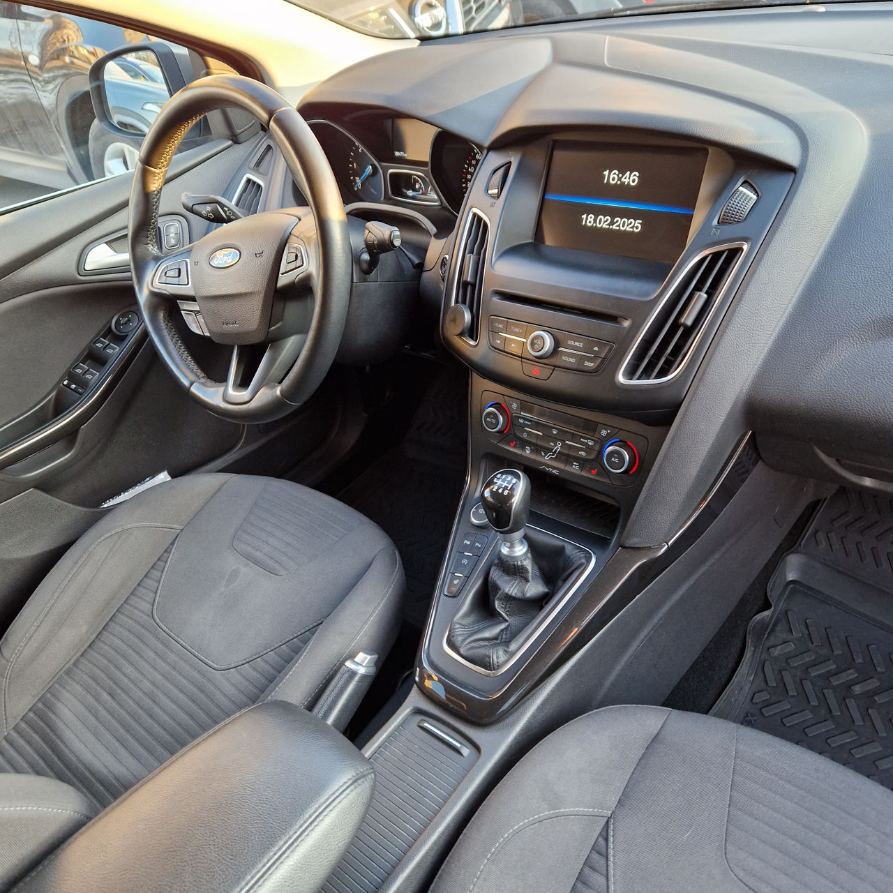 Ford Focus foto 6