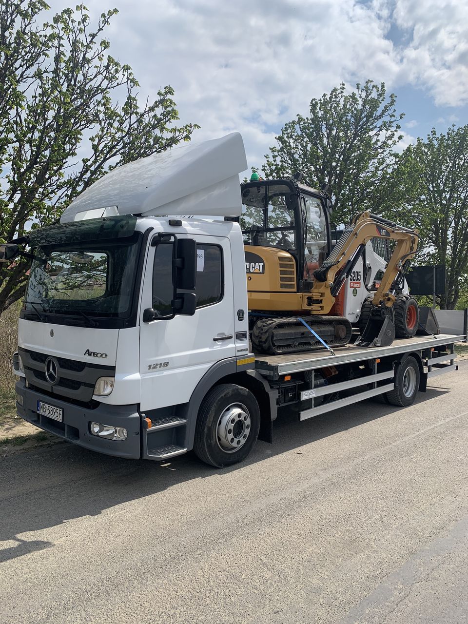 Servicii transport Camaz/curatarea terenurilor/servicii bobcat,Buldoexcavator,,вывоз мусора foto 4