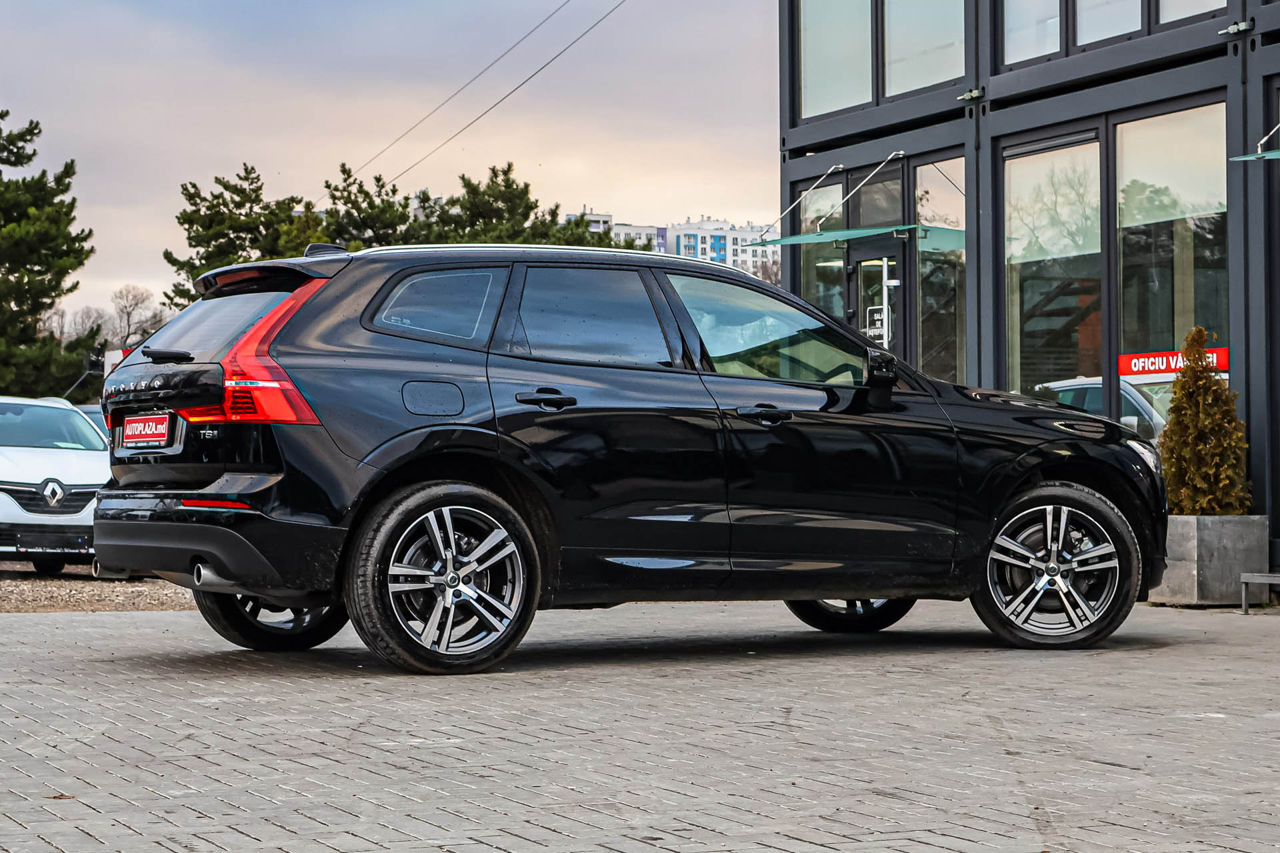 Volvo XC60 foto 1