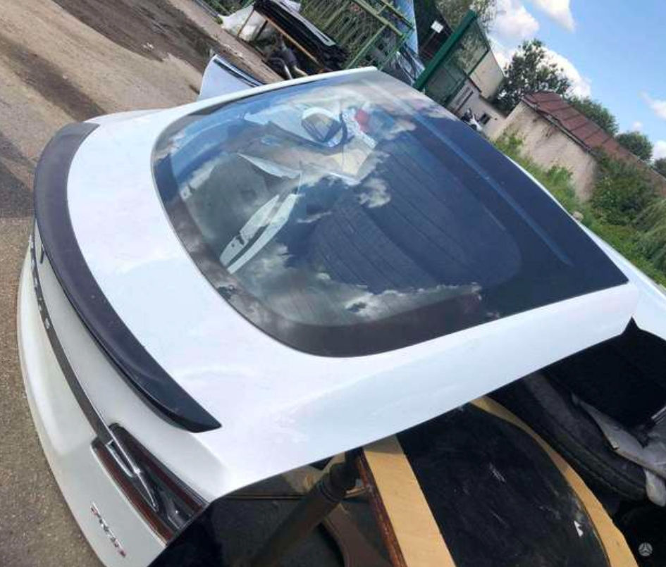 Dezmembrarea şi piese tesla model3,x,y,s. foto 4