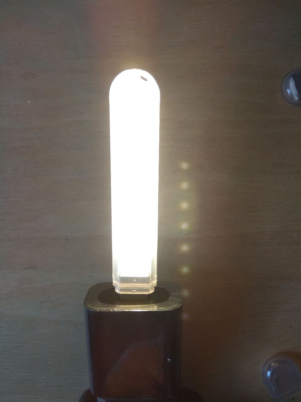 Портативная LED-лампа с питанием от USB порта на 5V