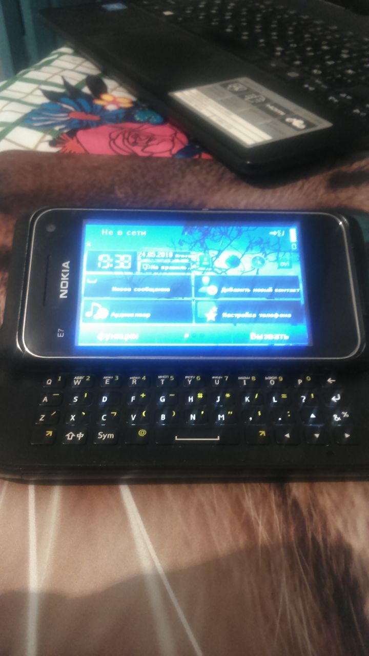 nokia 4004 olx