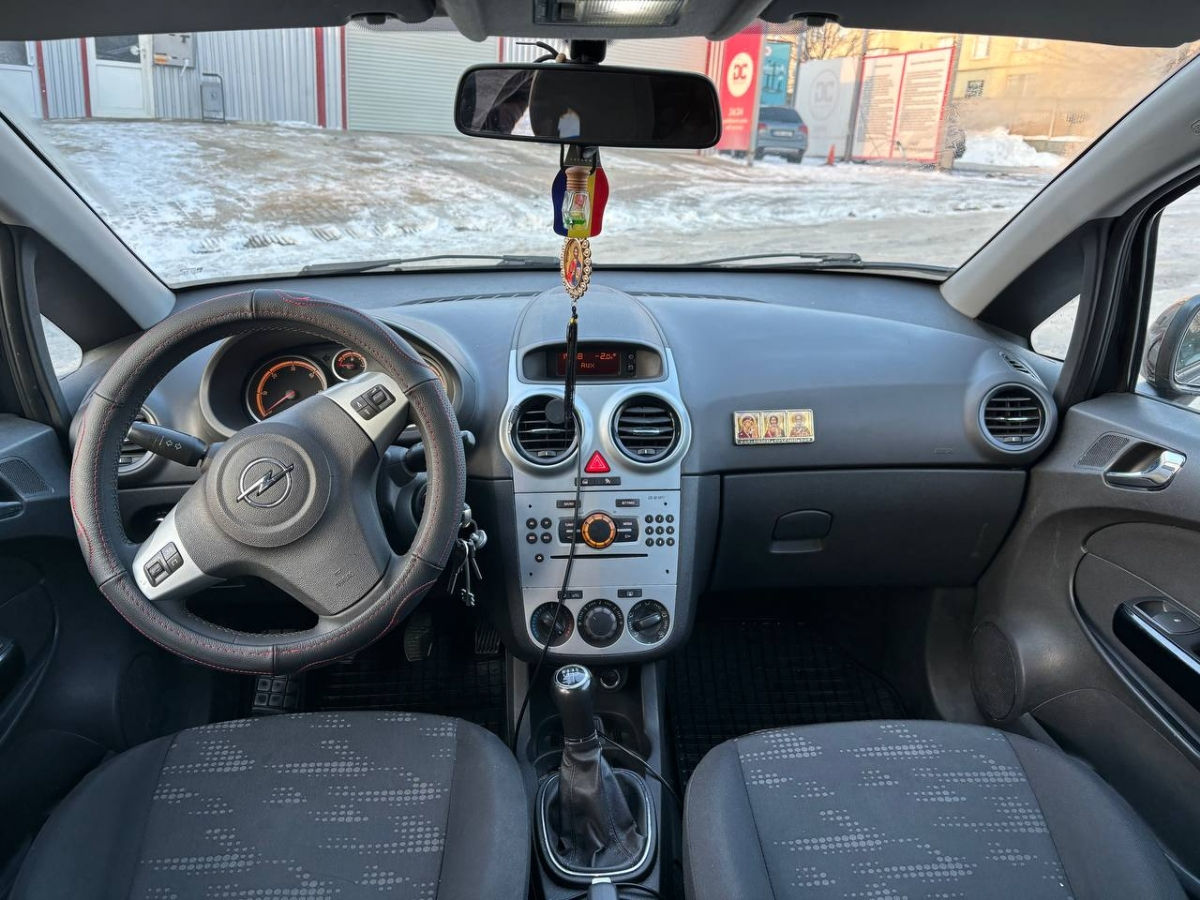 Opel Corsa foto 7