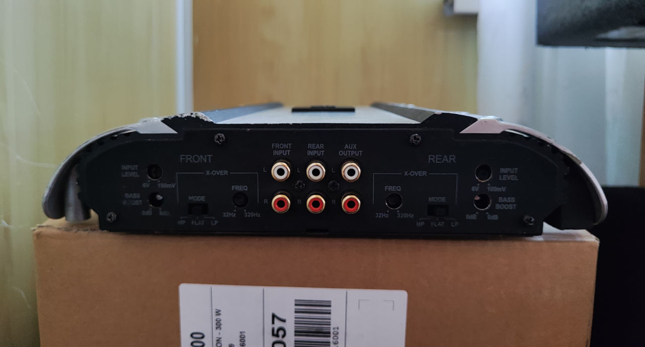 Усилитель JBL CS60.4