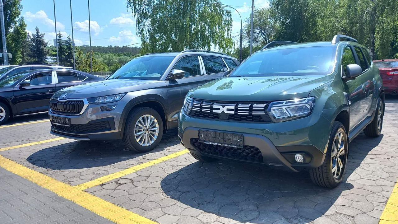 Rent car. Chirie auto, cele mai bune preturi si masini pe piata 24/24 foto 0