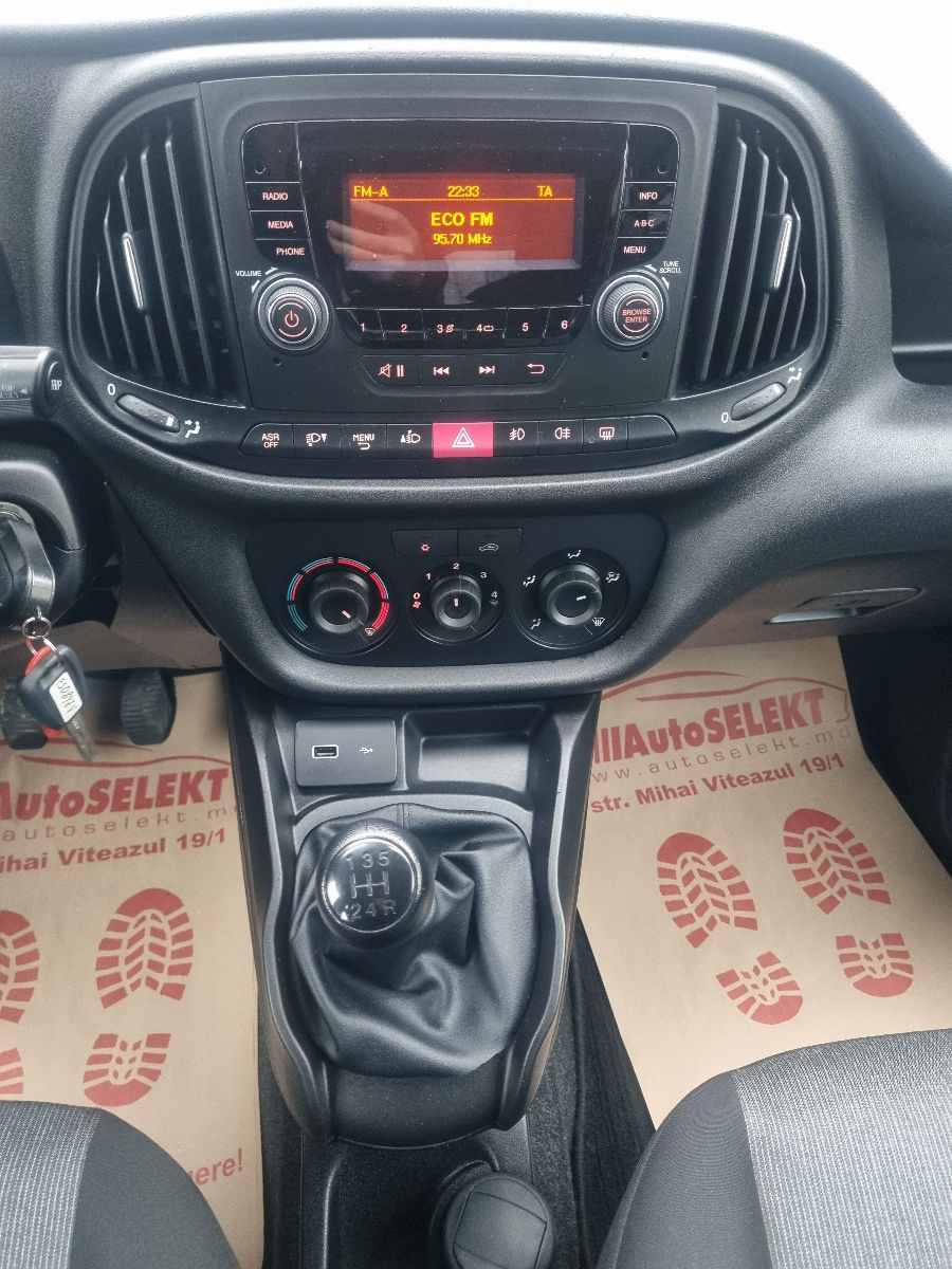 Fiat Doblo 2018 photo 12