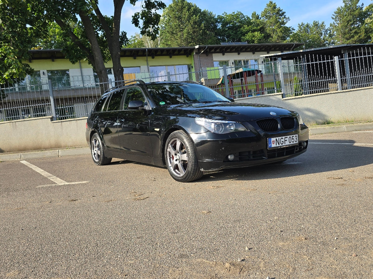 BMW 5 Series foto 1