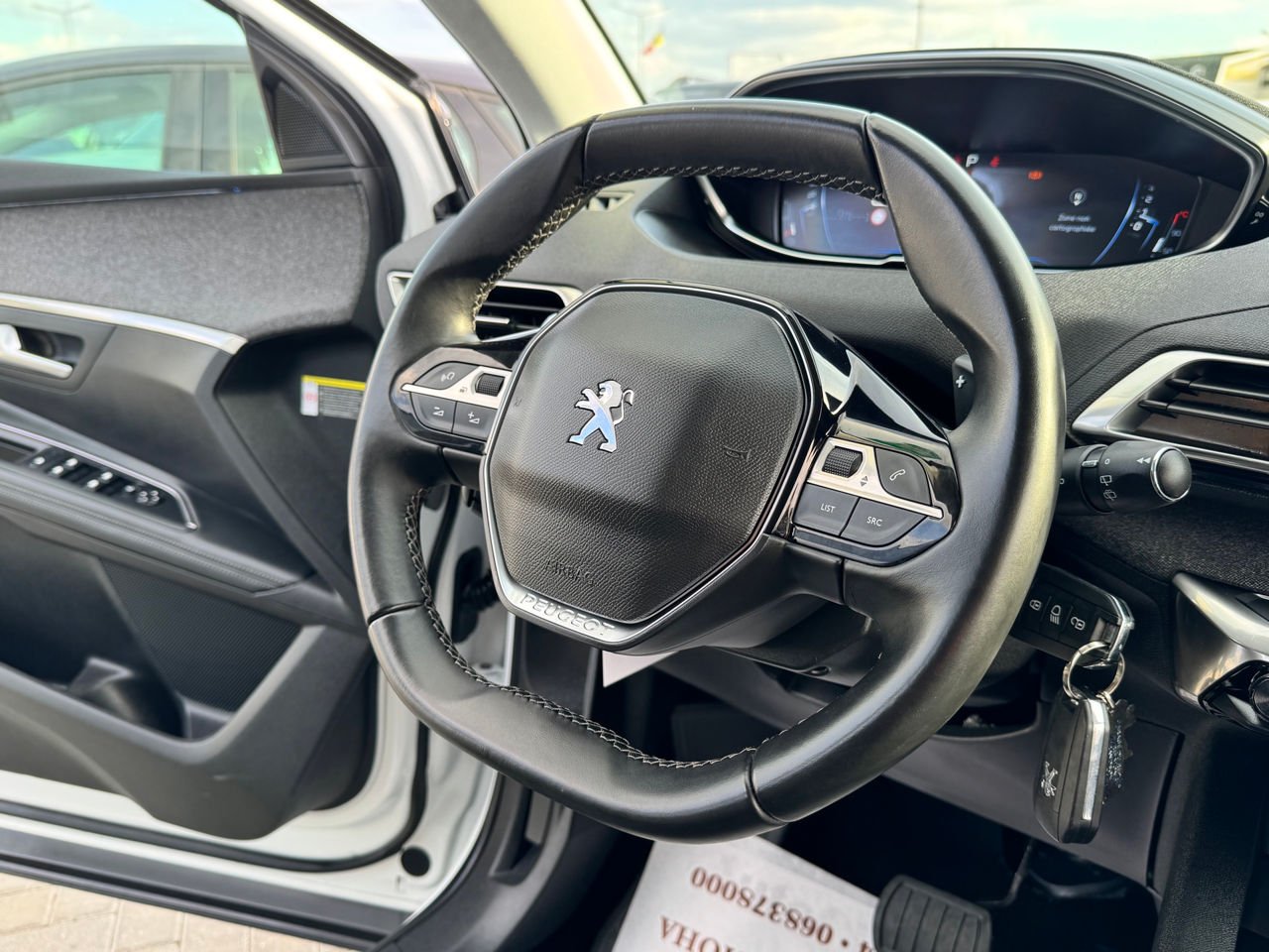 Peugeot 5008 foto 8