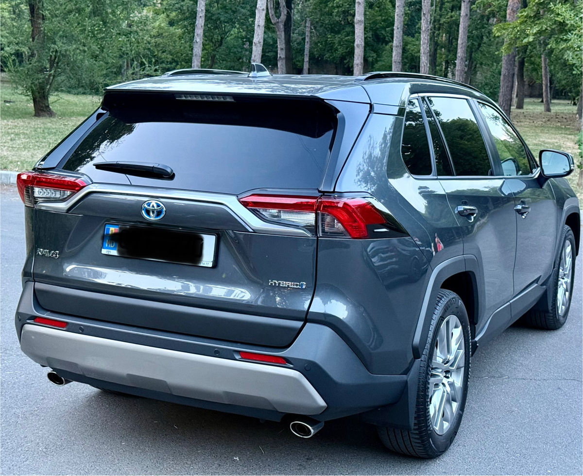 Toyota Rav 4 фото 2