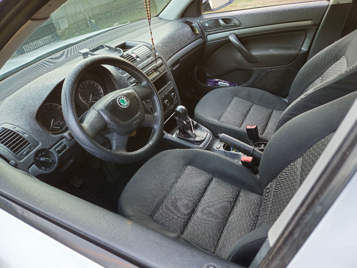 Skoda Octavia foto 4