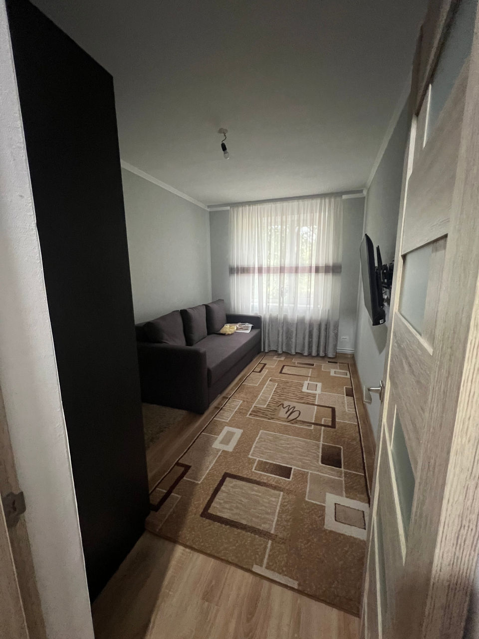 Apartament cu 3 camere, 61 m², Centru, Fălești foto 4