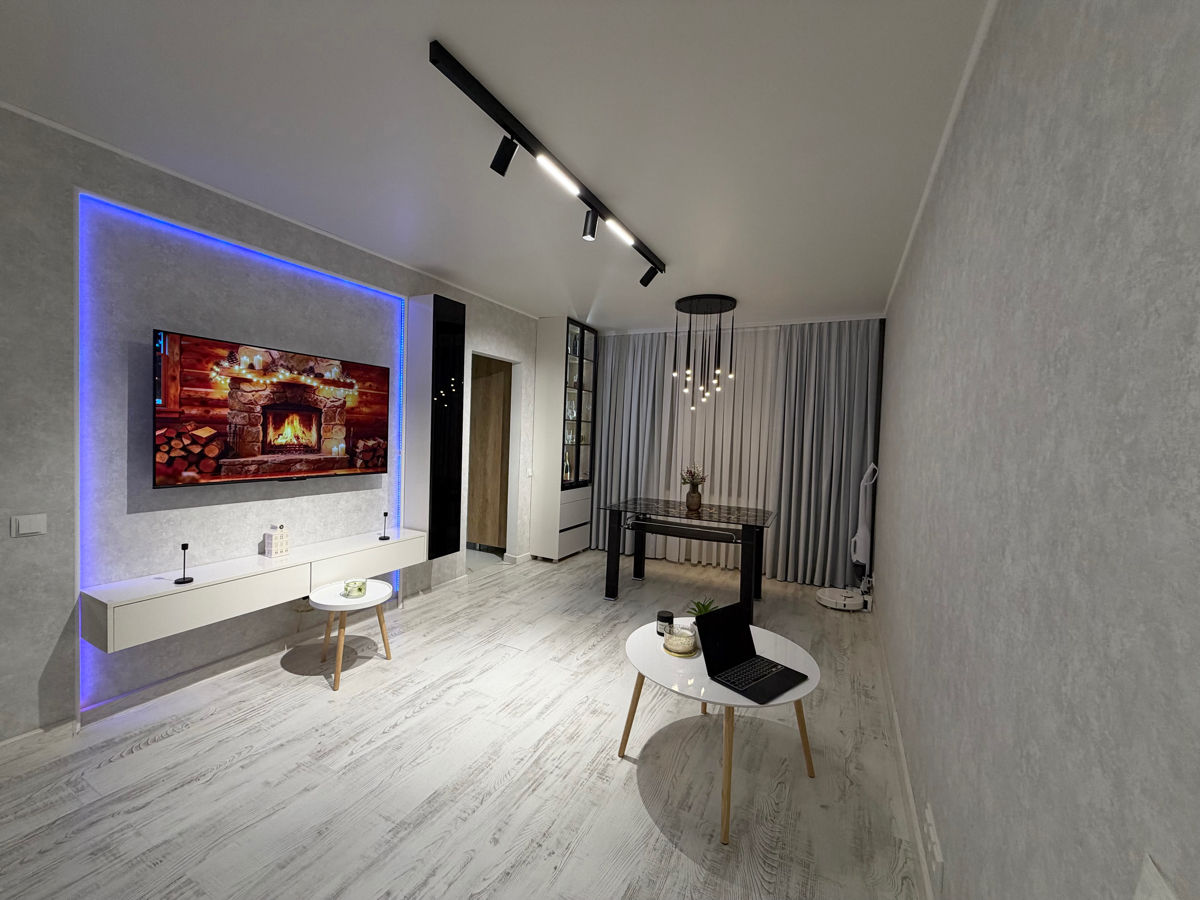 Apartament cu 3 camere, 57 m², Ungheni
