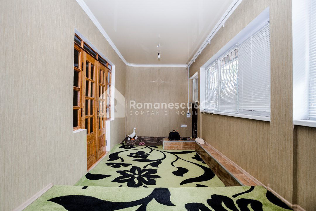 Casa 170mp+6 ari, Ialoveni, lîngă centrul orașului! foto 17