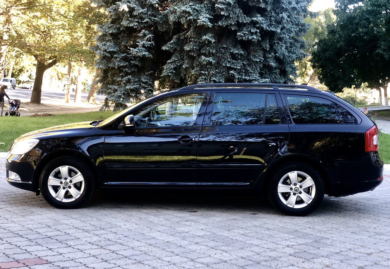 Chirie auto / авто прокат  Rent a Car 24/24,Viber,  WhatsApp, automat,5-7-9 locuri 4x4 de la 12 euro фото 7