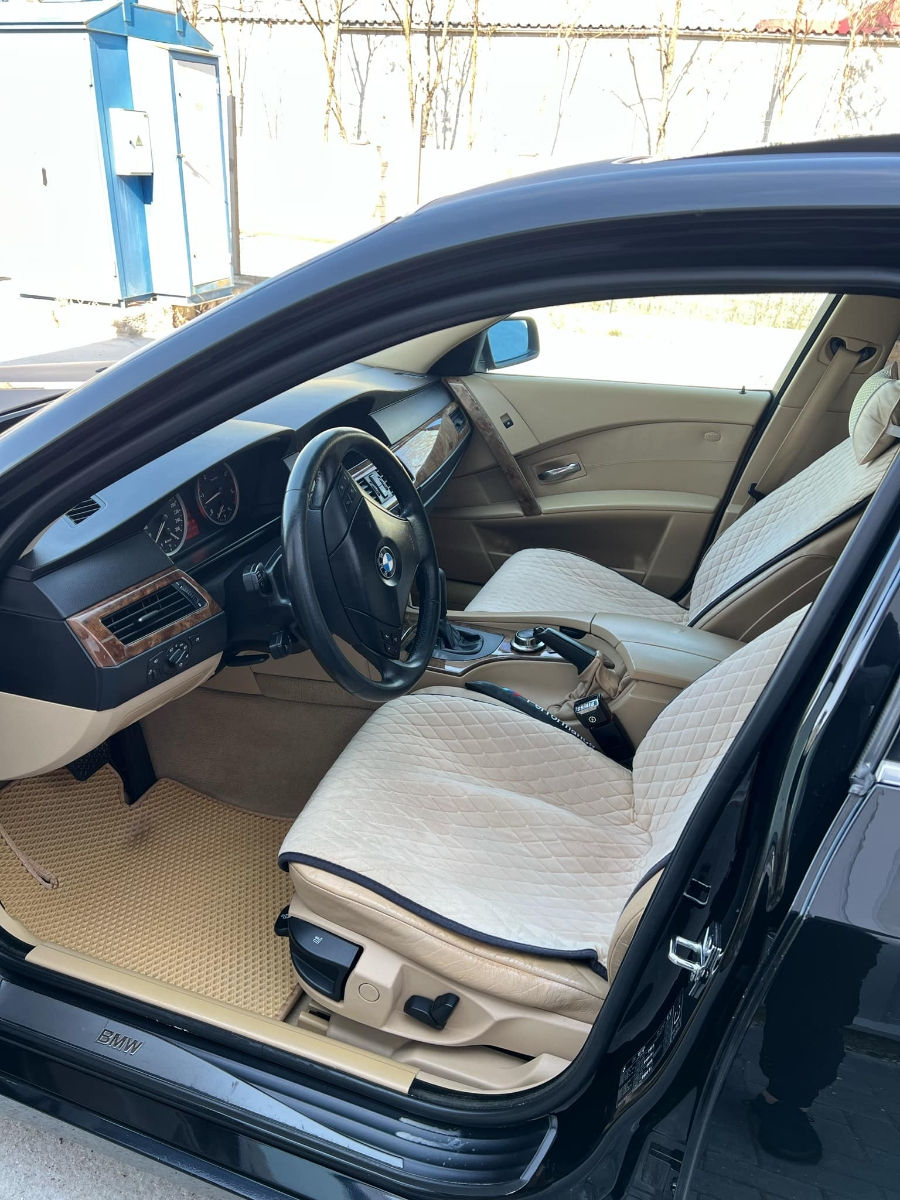 BMW 5 Series фото 3