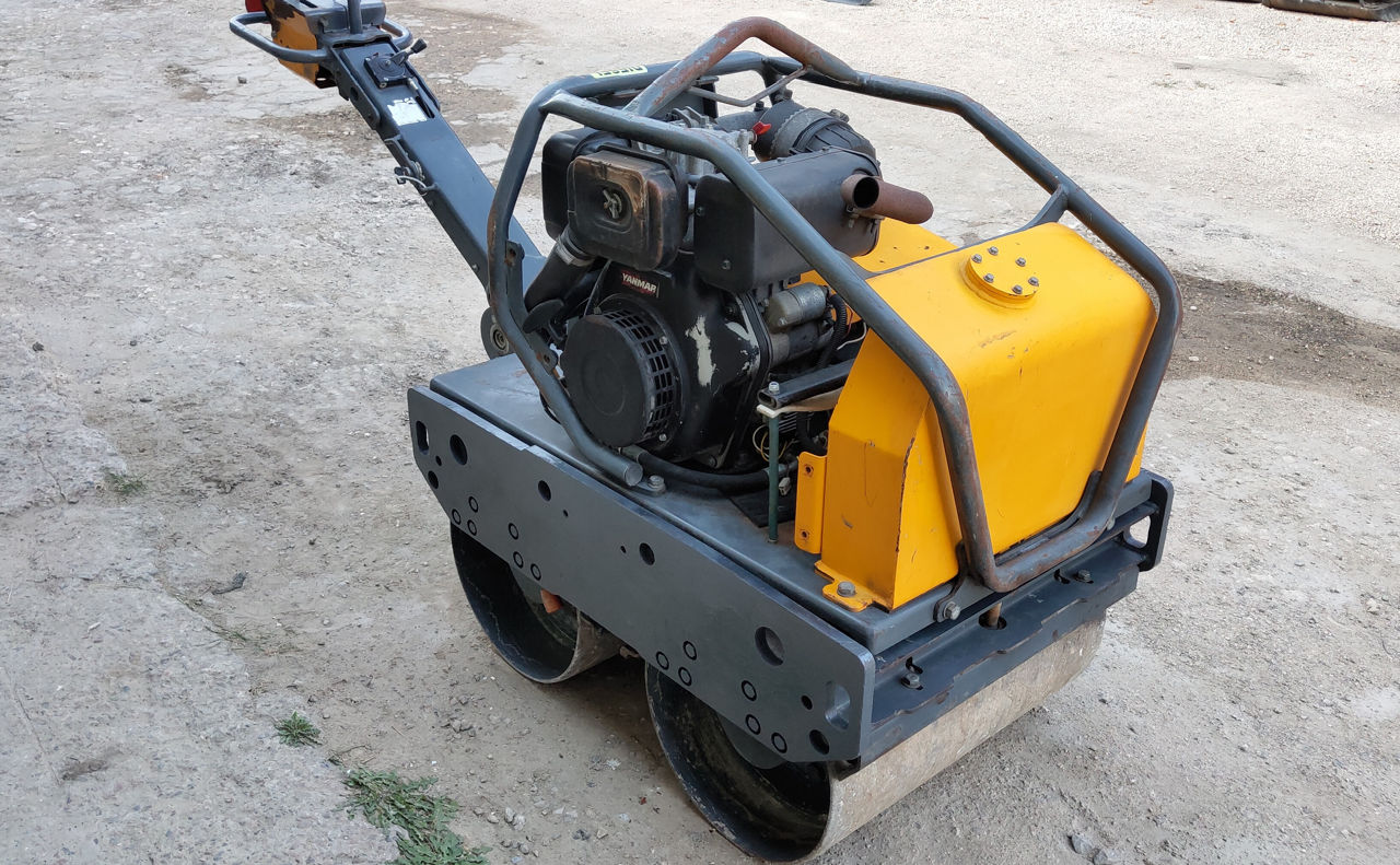 Rulou Compactor Belle TDX650A (Каток) foto 3