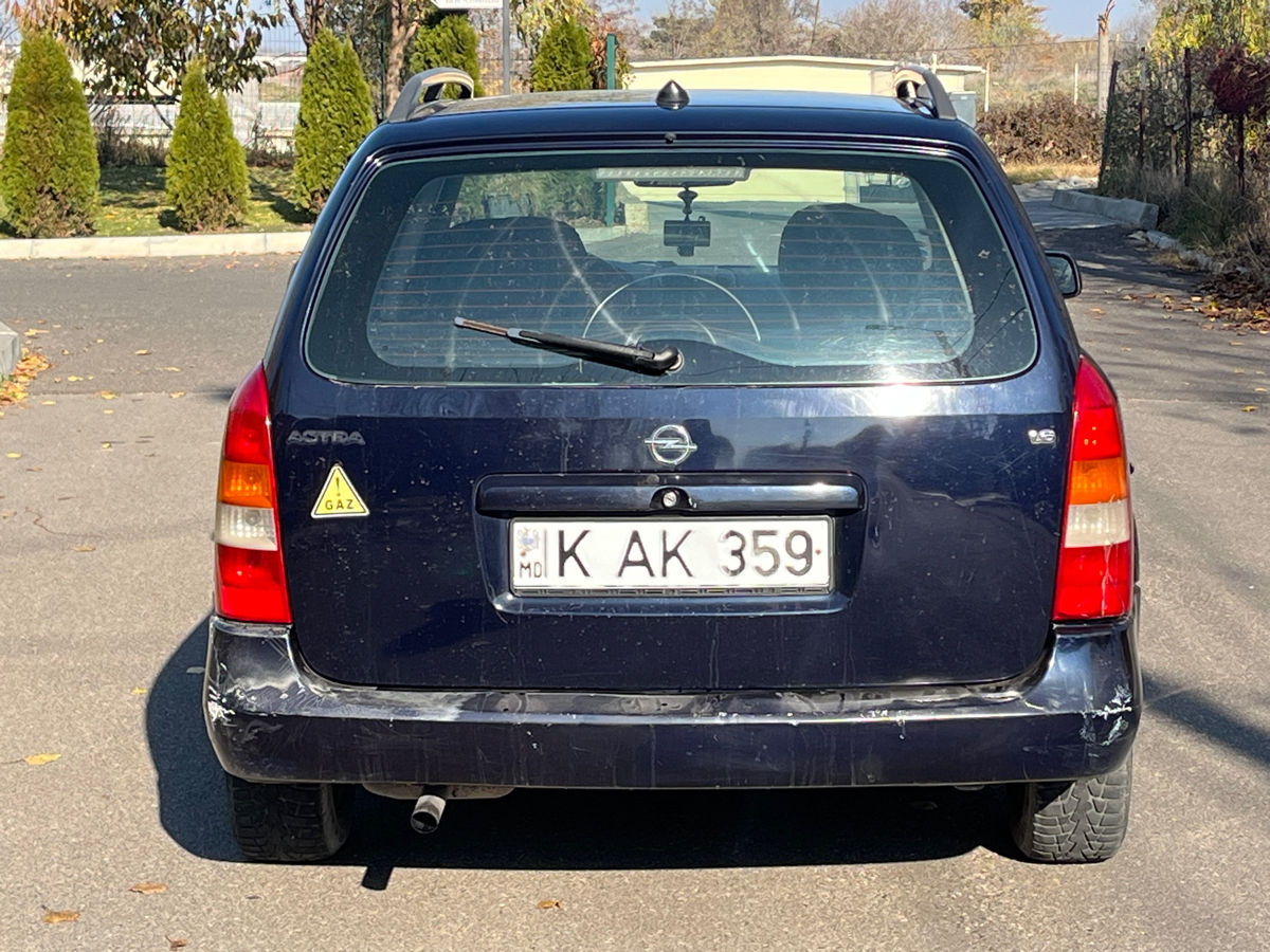 Opel Astra фото 4