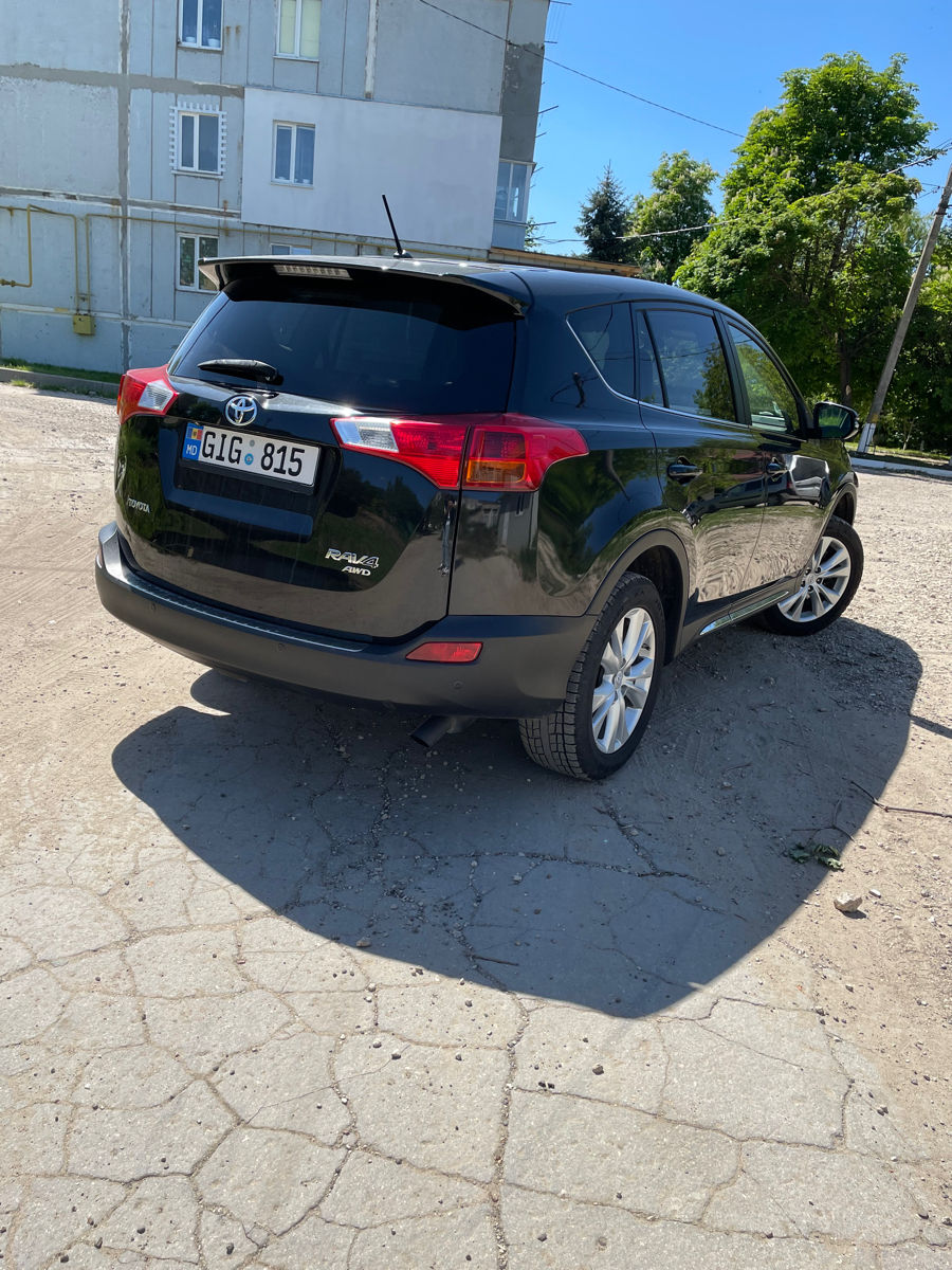 Toyota Rav 4 foto 1