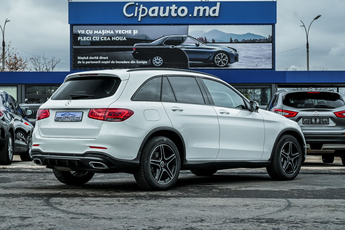 Mercedes GLC foto 1