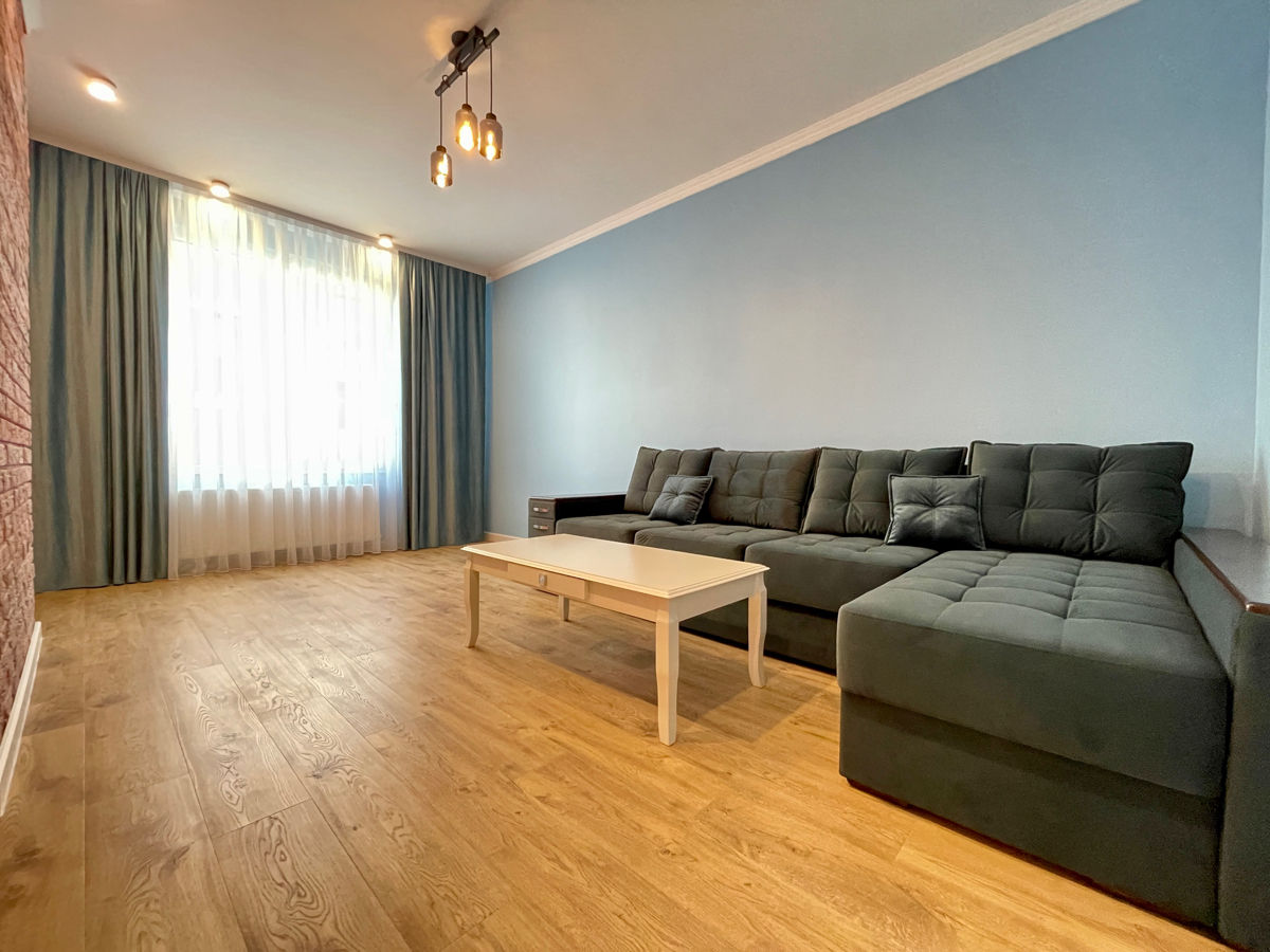 Apartament cu 2 camere, 67 m², Buiucani, Chișinău foto 3