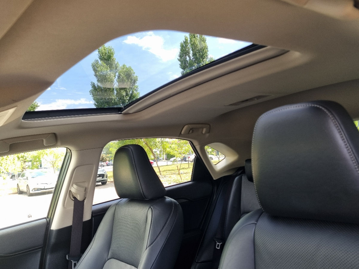 Lexus NX Series 2014 photo 14