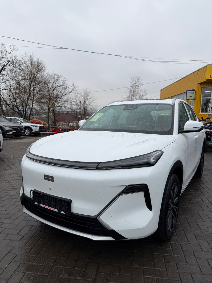 Geely Galaxy Starship 7 2025 г. с пробегом 1 км, Плагин-гибрид (бензин), 19000 €