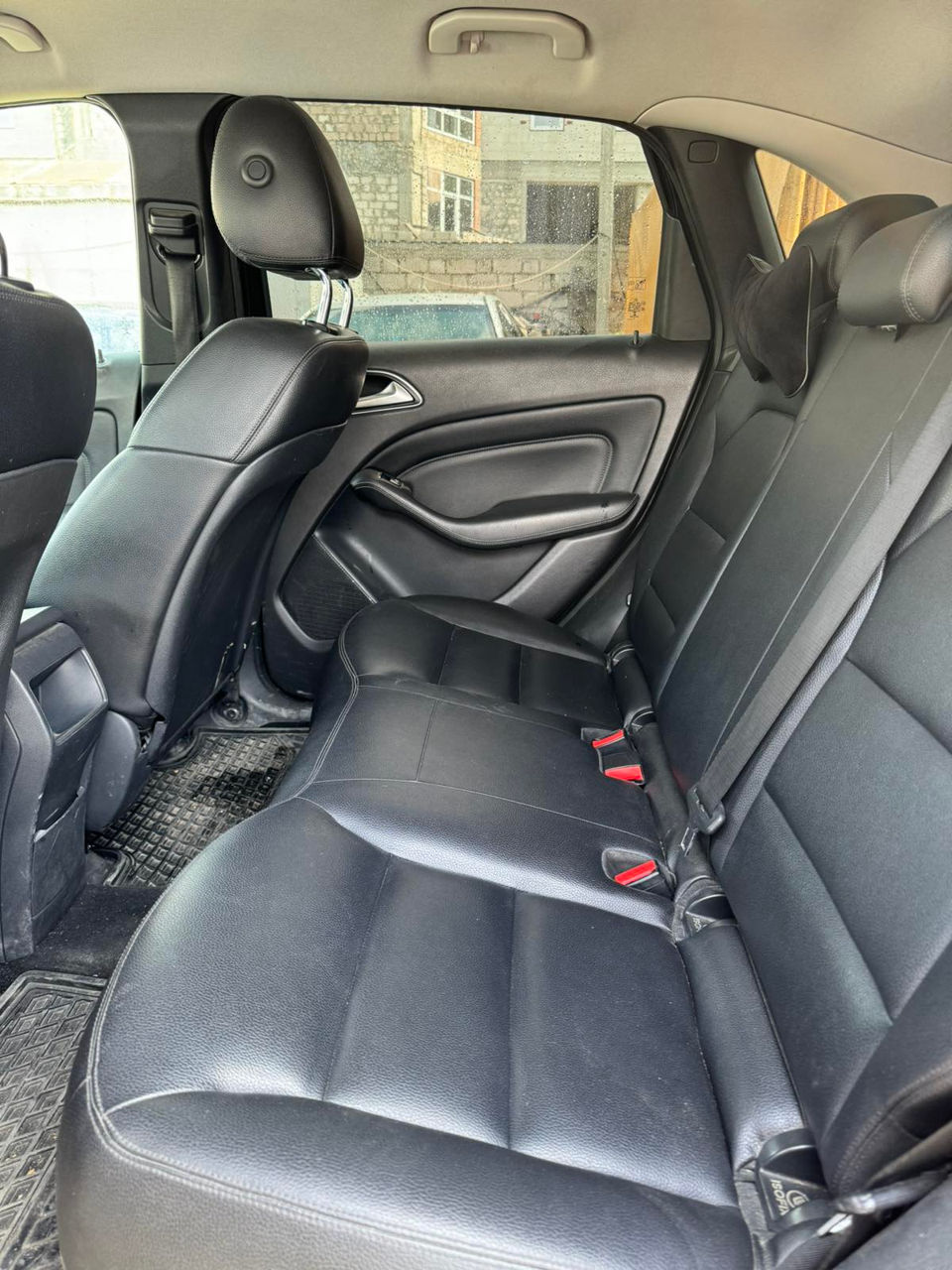 Mercedes B-Class foto 7